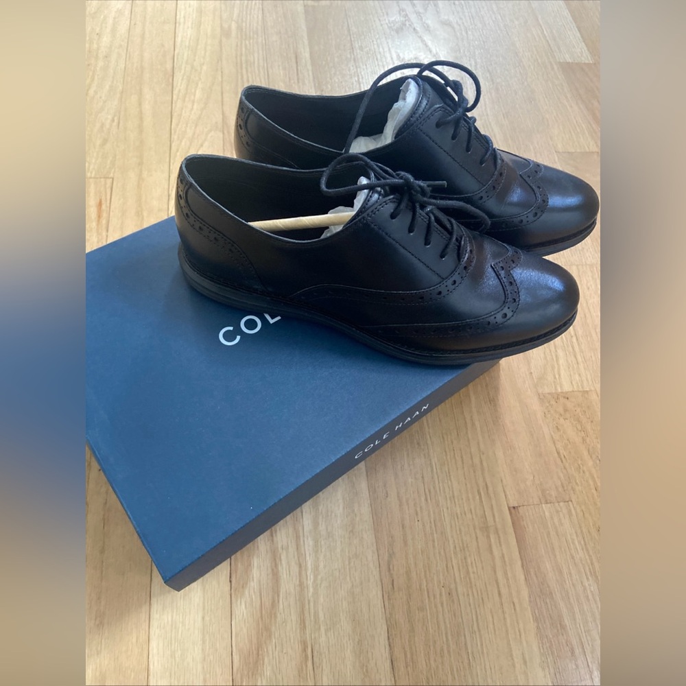 COLE HAAN Womens Original Grand Wng II Lace Up Shoes Black W35270 9 B NEW NIB